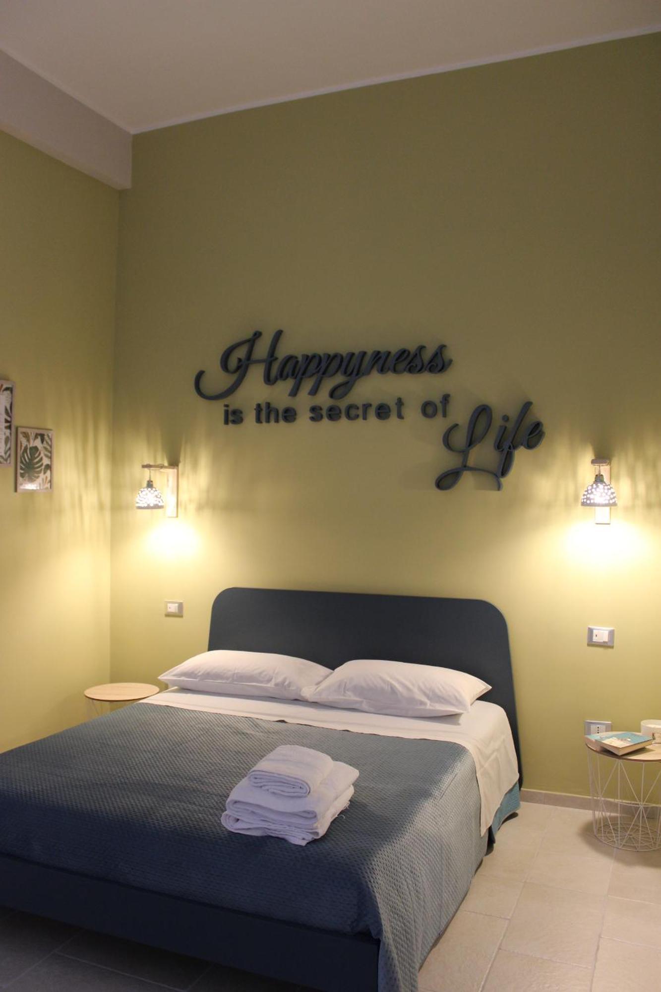 Apartamento Happynesshouse_Locazione Turistica Trani Exterior foto