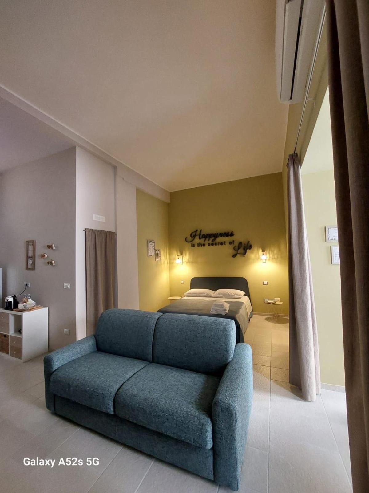 Apartamento Happynesshouse_Locazione Turistica Trani Exterior foto