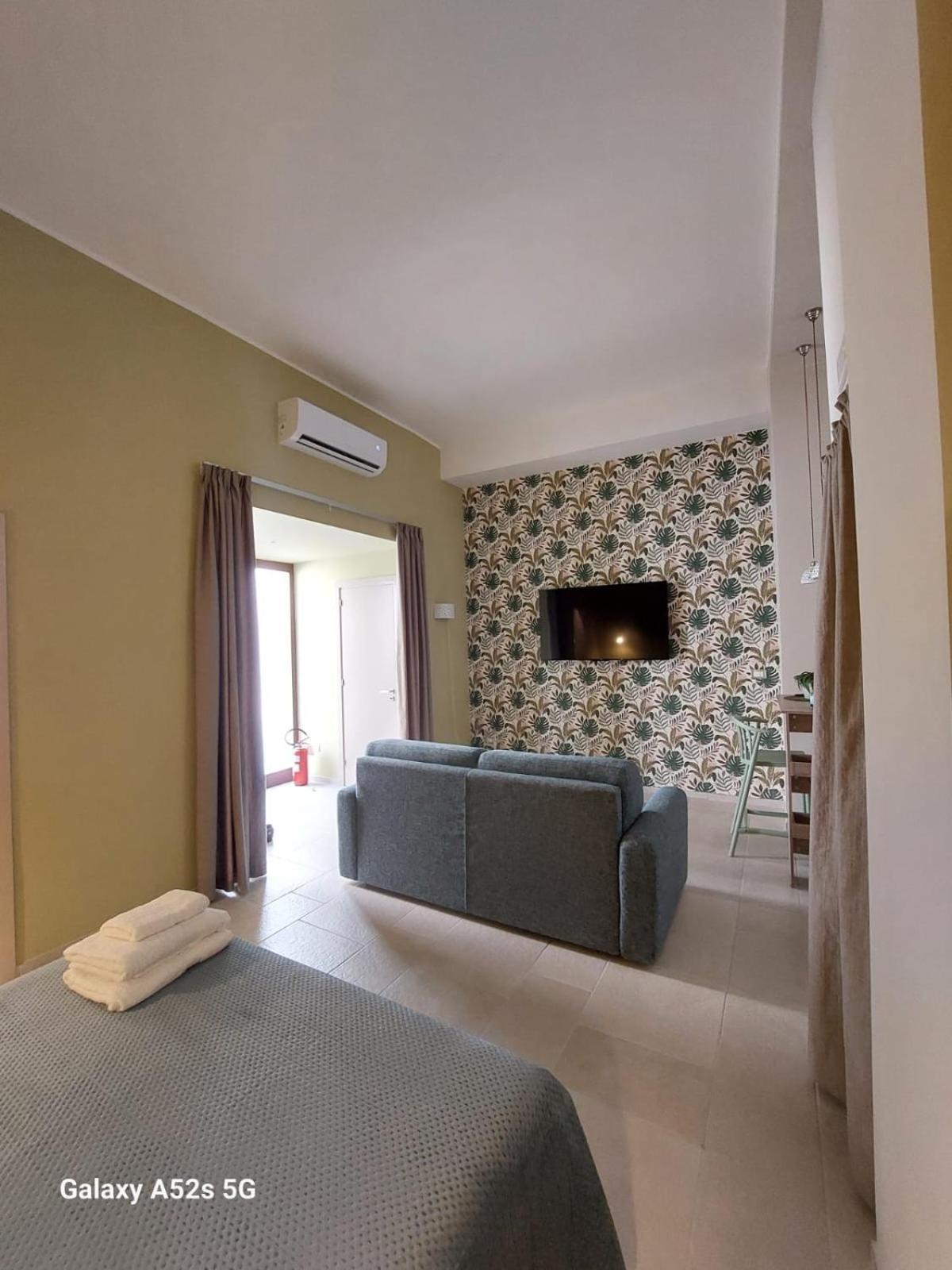 Apartamento Happynesshouse_Locazione Turistica Trani Exterior foto